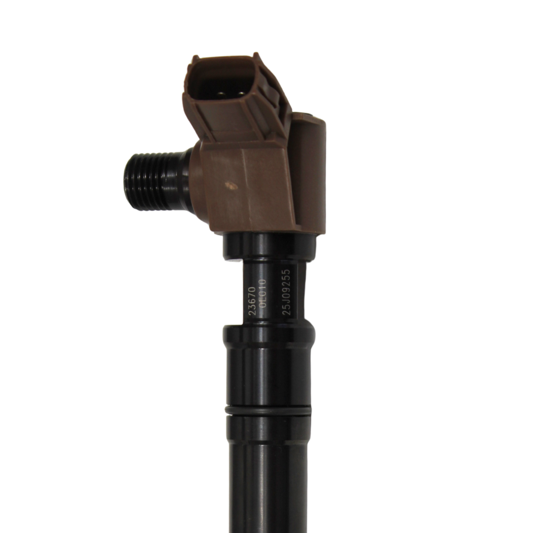 Inyector Einer DS, Hilux 2.8L 2 Pines, 23670-0E01